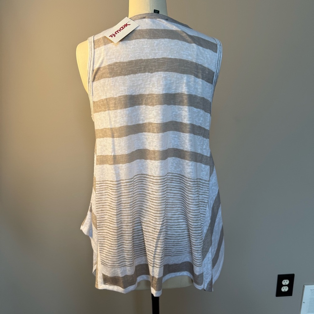 For Cynthia Gray/Tan & White Striped Tank Tops, Medium, New, Set of 2 - Picture 12 of 16